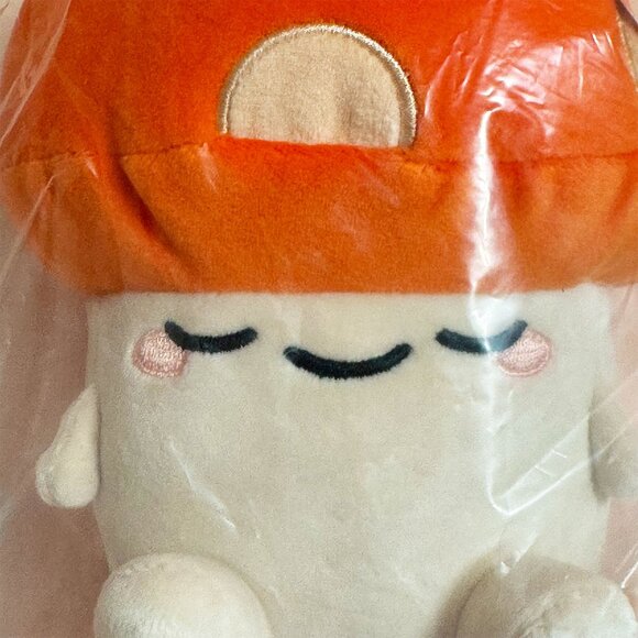 RARE Smoko Kai Mushroom Mini Mochi Plush - Picture 3 of 5